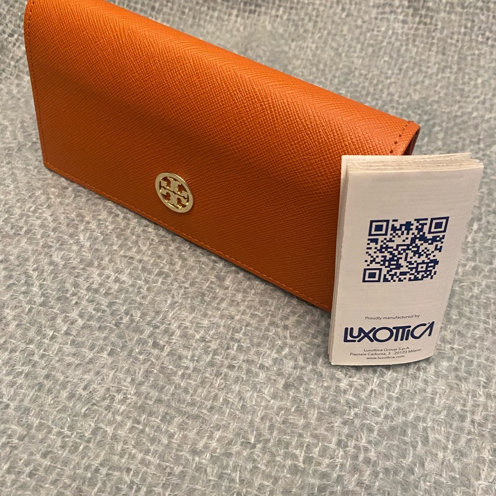 Tory Burch sunglasses case